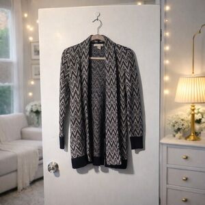✨ Banana Republic Merino Wool Zigzag Cardigan Size S